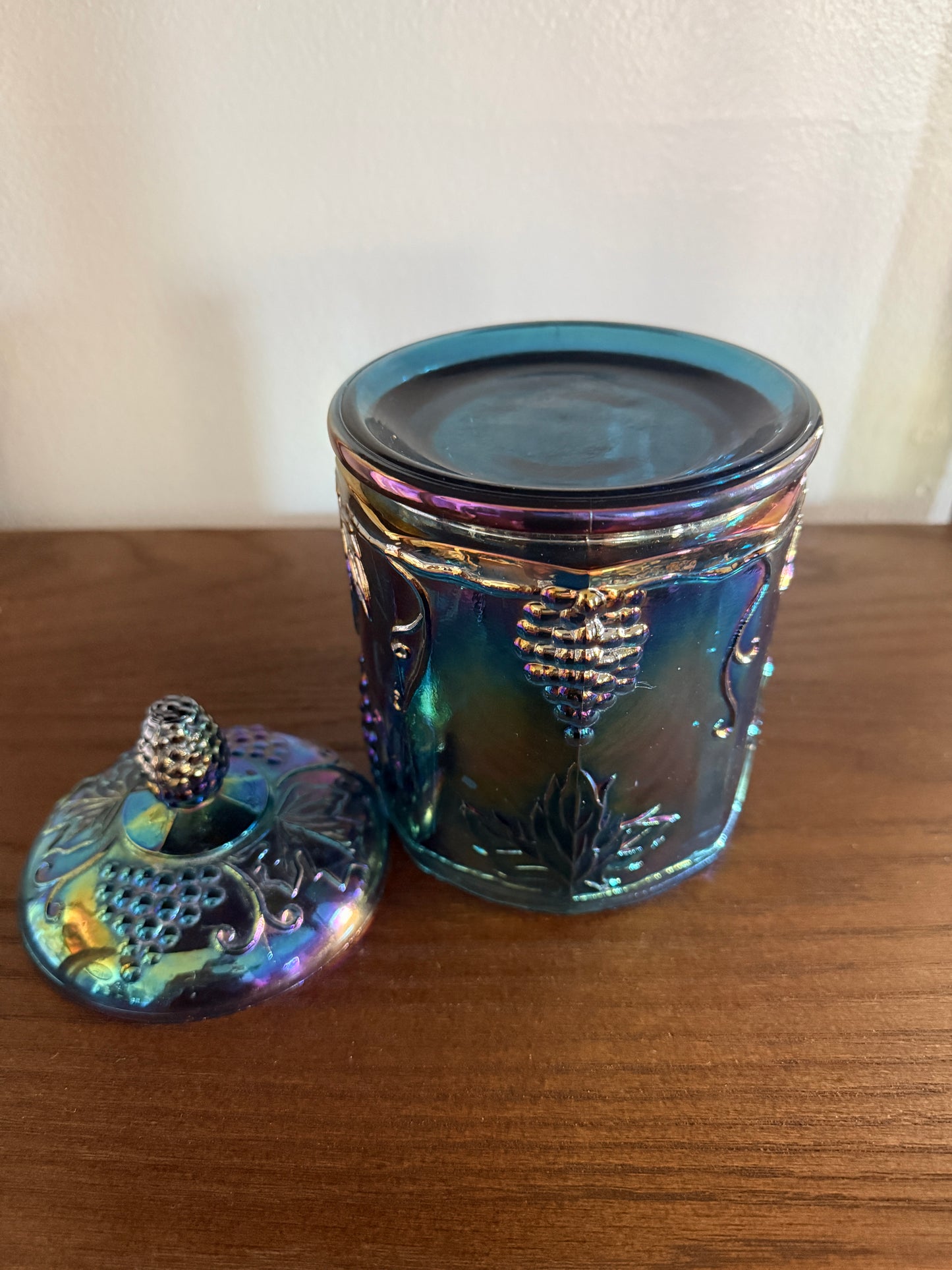 Indiana glass carnival candy jar