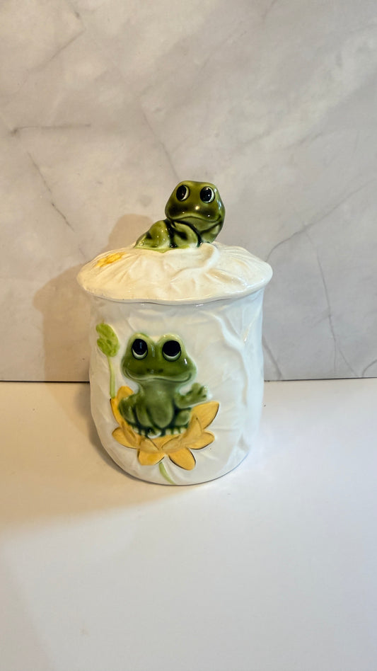 Neil the Frog Mini Canister