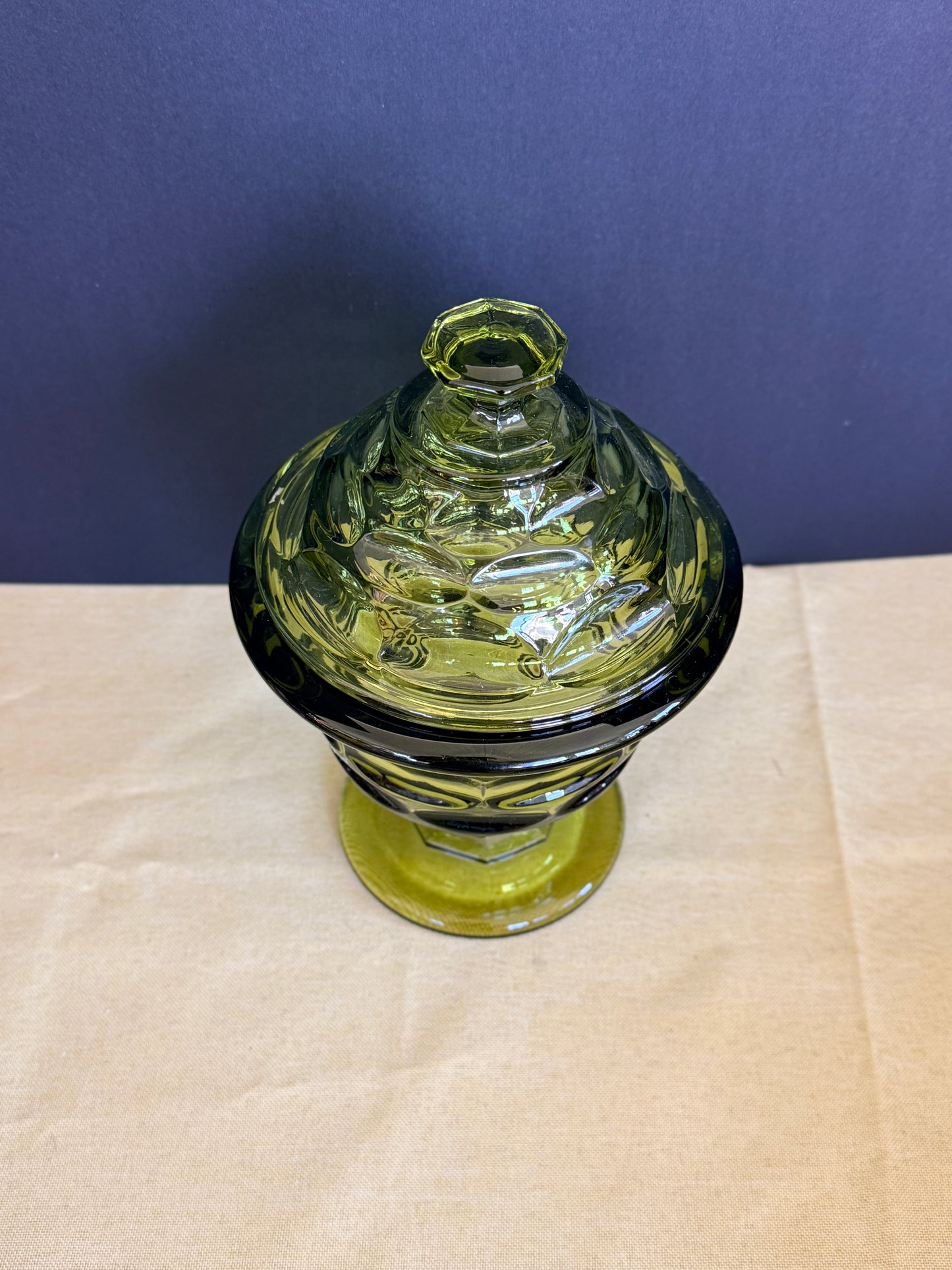 Viking Avocado Green Georgian Lidded Candy Dish