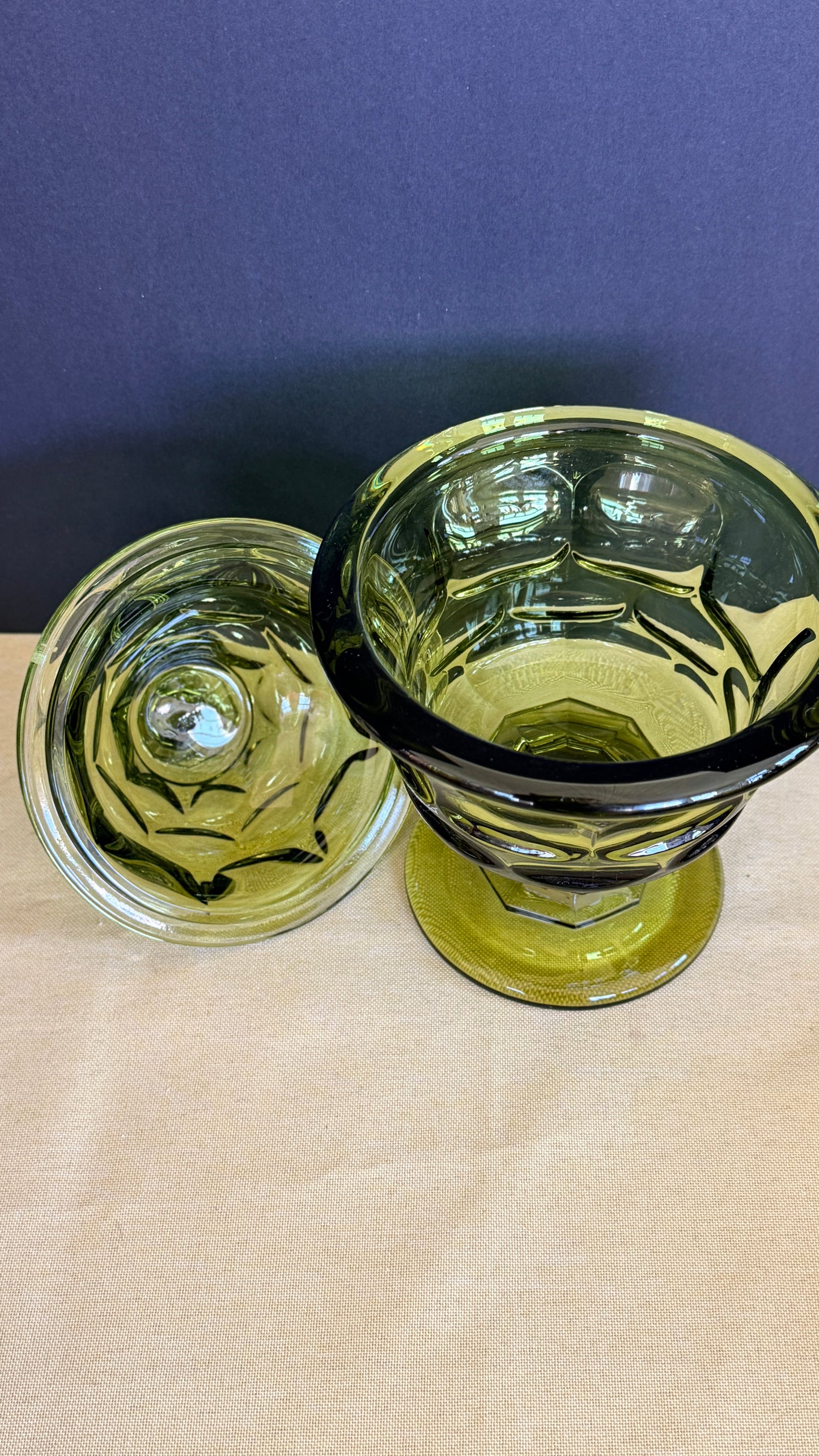Viking Avocado Green Georgian Lidded Candy Dish