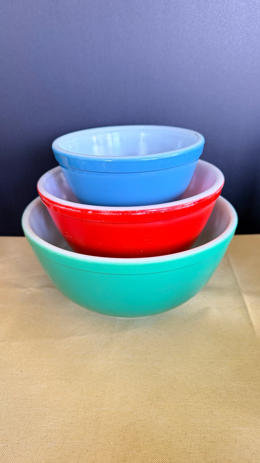 PYREX Primary Colors Nesting Bowls