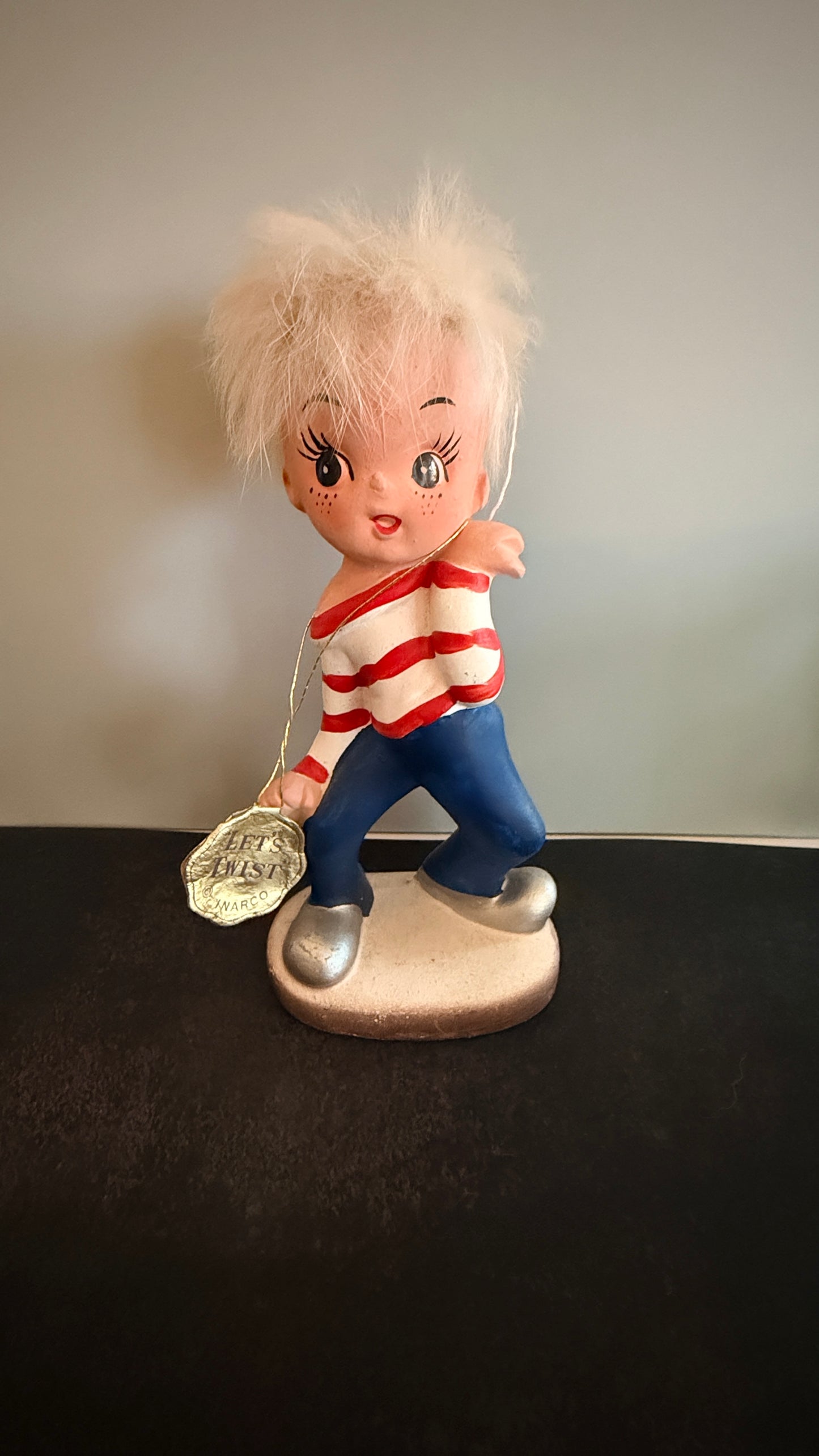 Inarco Let's Twist blonde figurine
