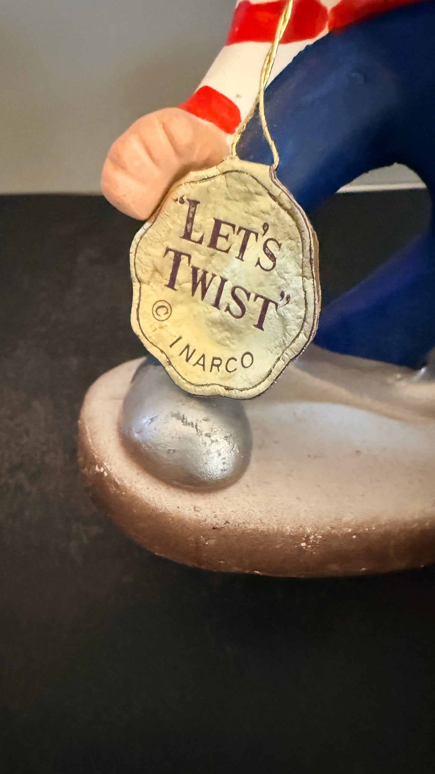Inarco Let's Twist blonde figurine